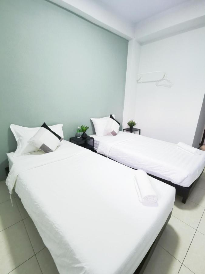 Gurney Coast Guest House By Sky Hive George Town Eksteriør bilde